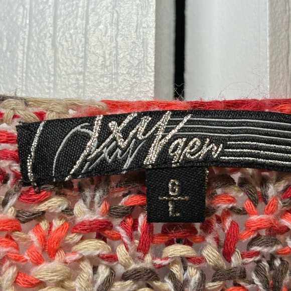 Oxygene - Red Sweater - Picture 3 of 8